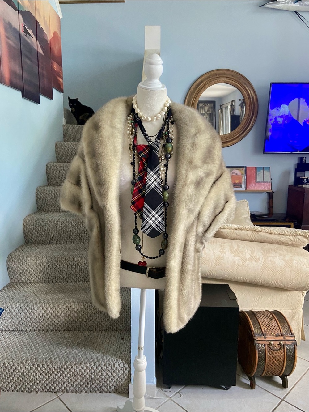 1950’s Neutral Beige Mink Fur Shawl Collar Wrap